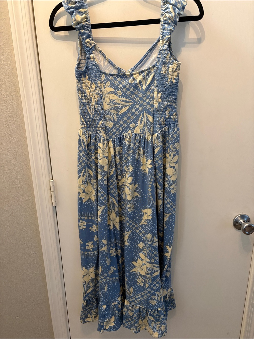 Urban Outfitters Blue Floral Bandana Print Smocked Sleeve Midi Dress Size M - Picture 6 of 9